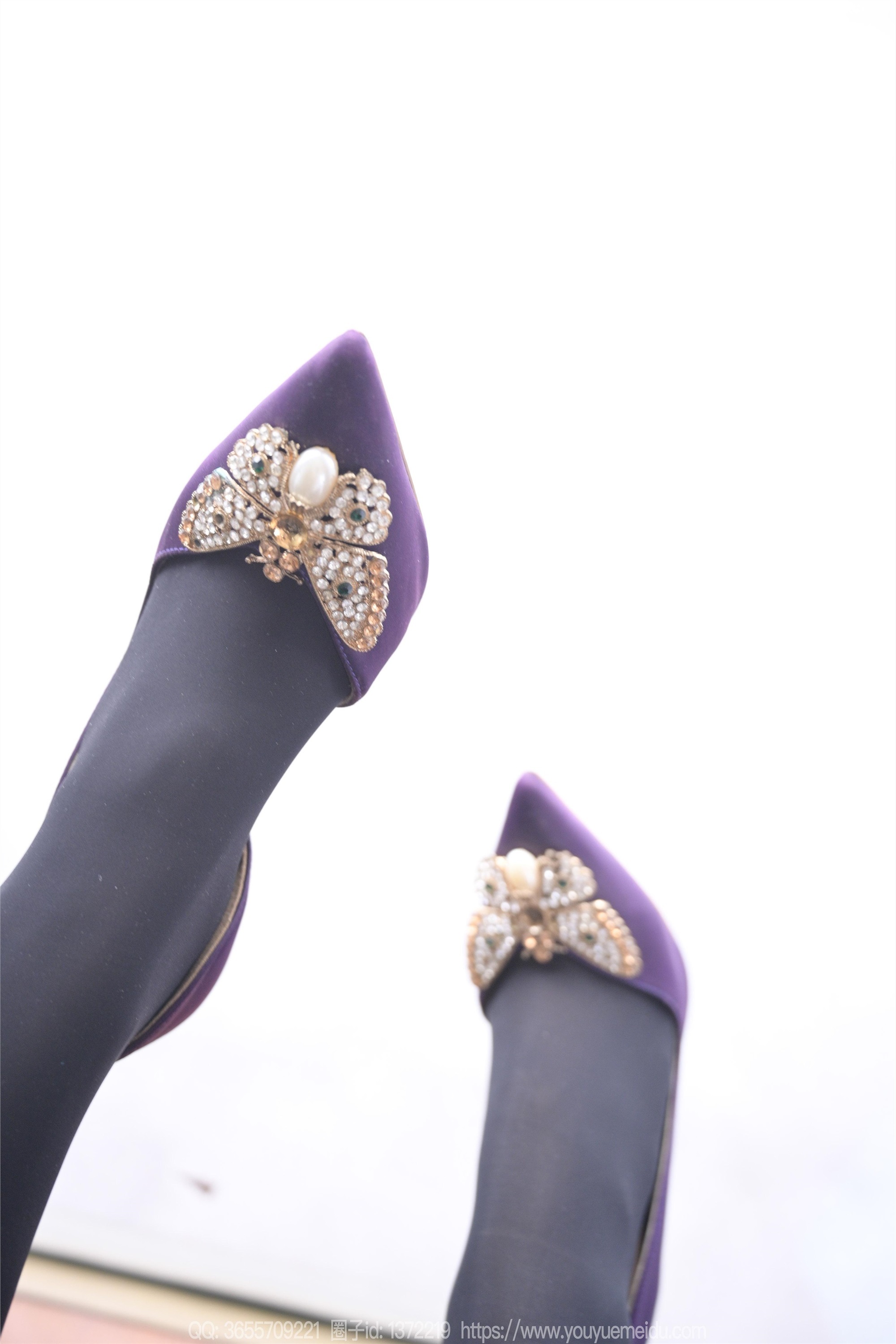 IESS异思趣向  2024.10.08 丝享家 1866 小宝《油亮长腿（上）》